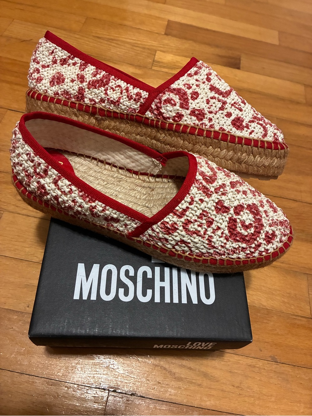 Moschino Red Paisley Heart Espadrille Slip-On Shoes Size 8.5 NWT